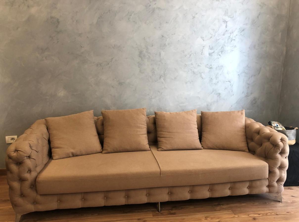 The Laurels - City Center Apartment Тирана Экстерьер фото
